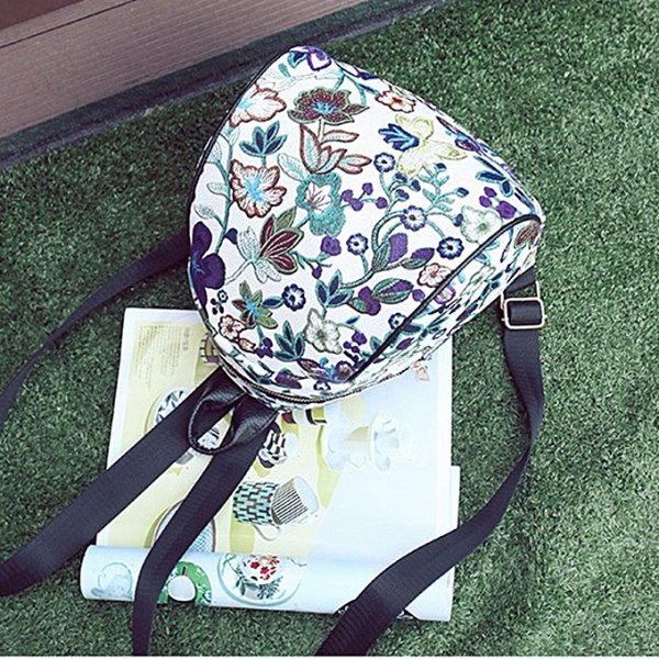 Vintage Embroidery Ethnic Canvas Backpack Women Flower Travel Bags Schoolbag